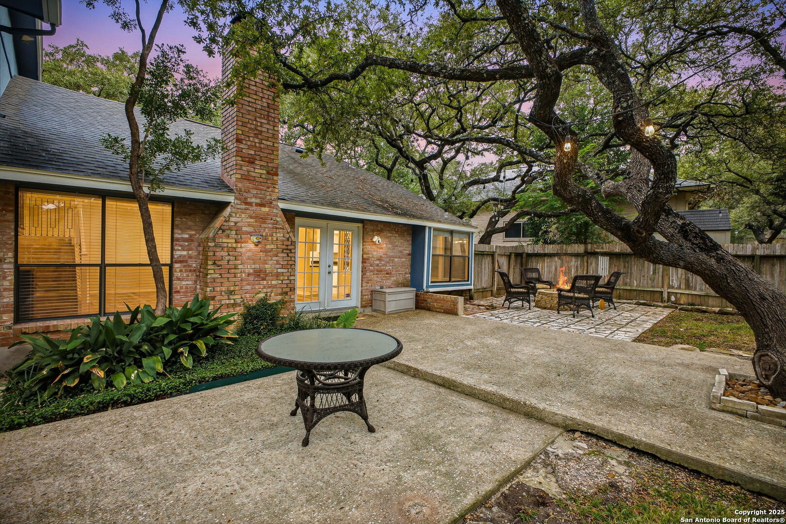 main property photo 40