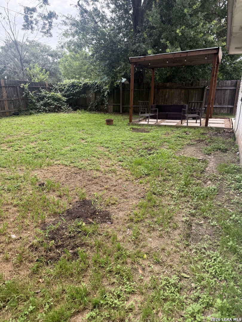 main property photo 10