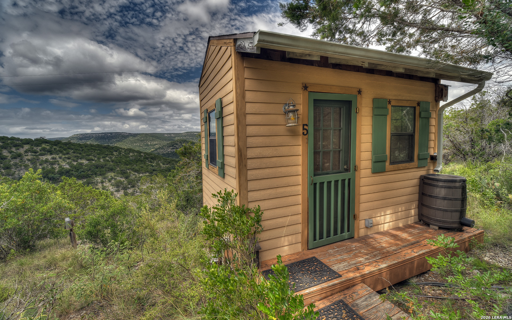 main property photo 29