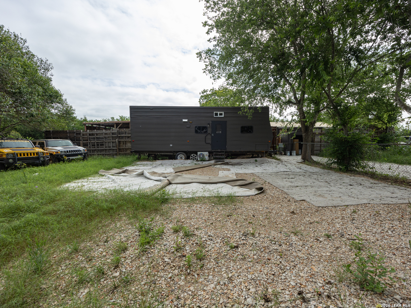 main property photo 47