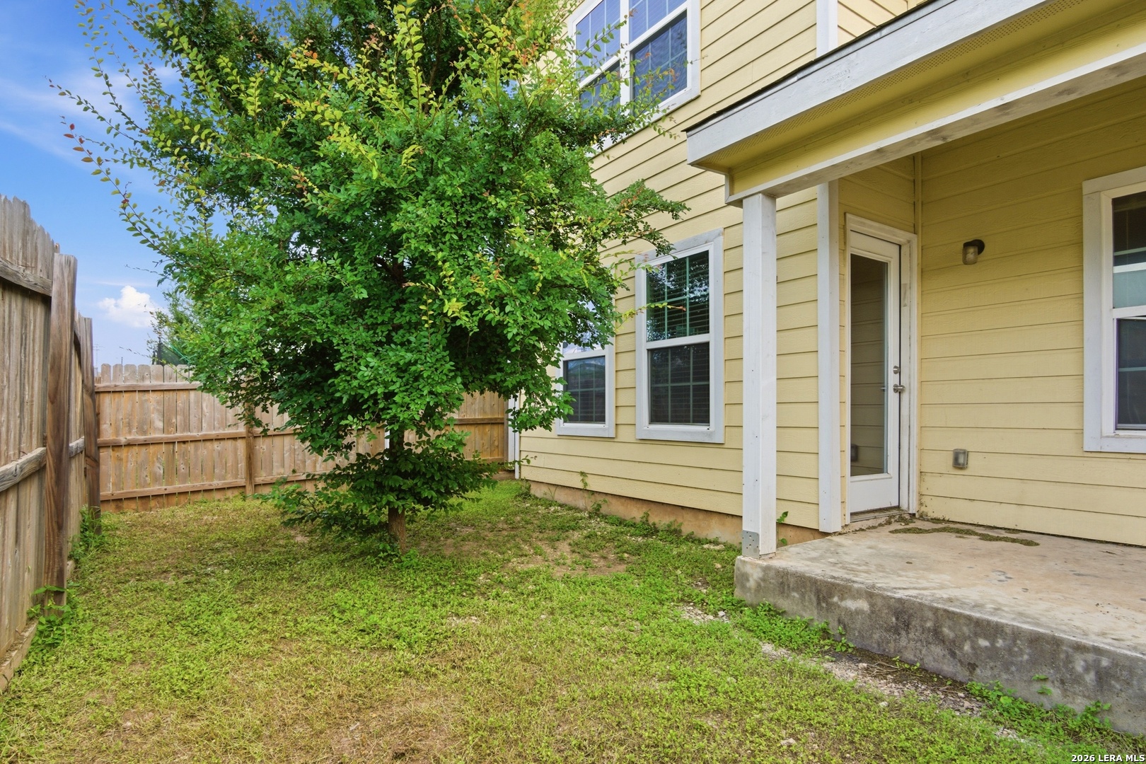 main property photo 15