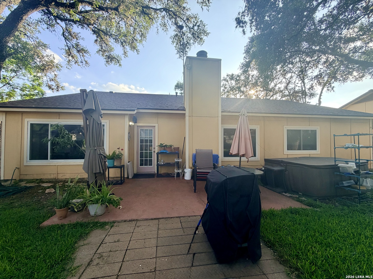 main property photo 9