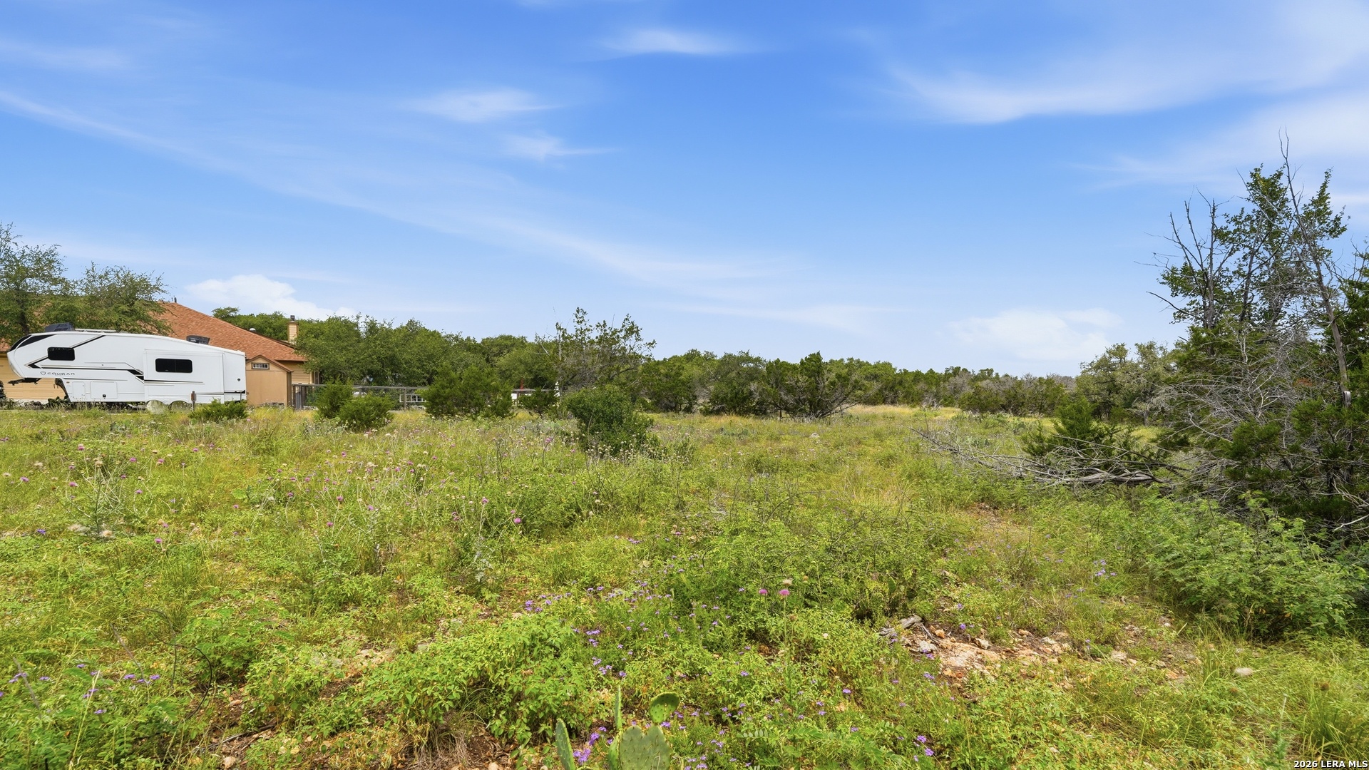 property viewer photo 28