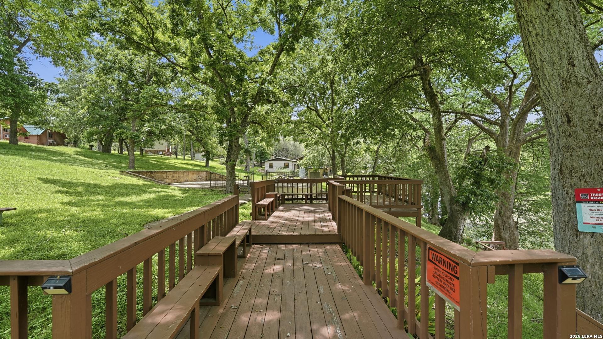 property viewer photo 31