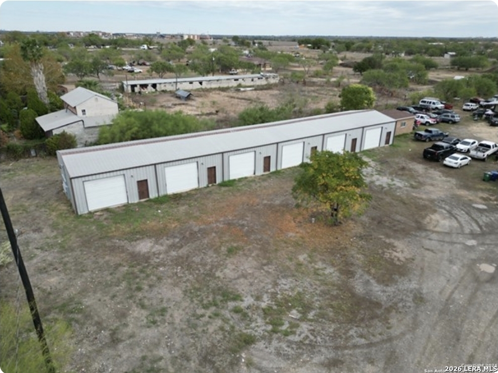 main property photo 10