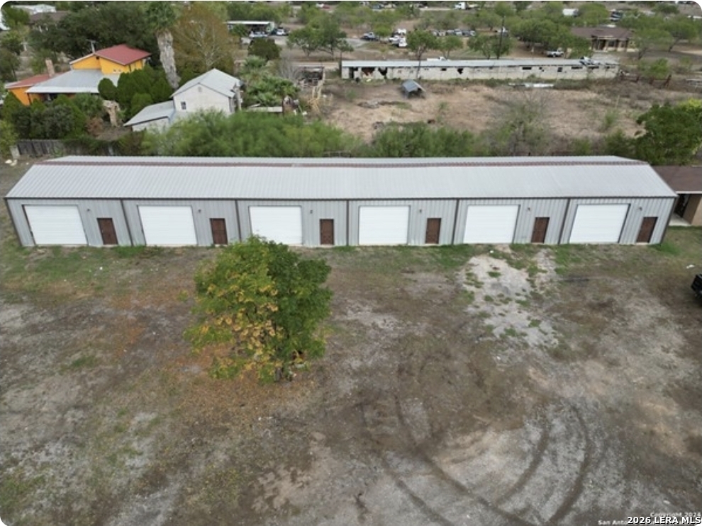 main property photo 6