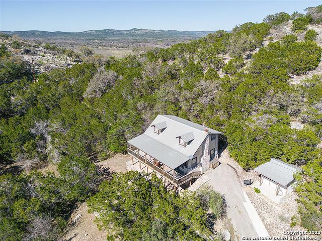 main property photo 46