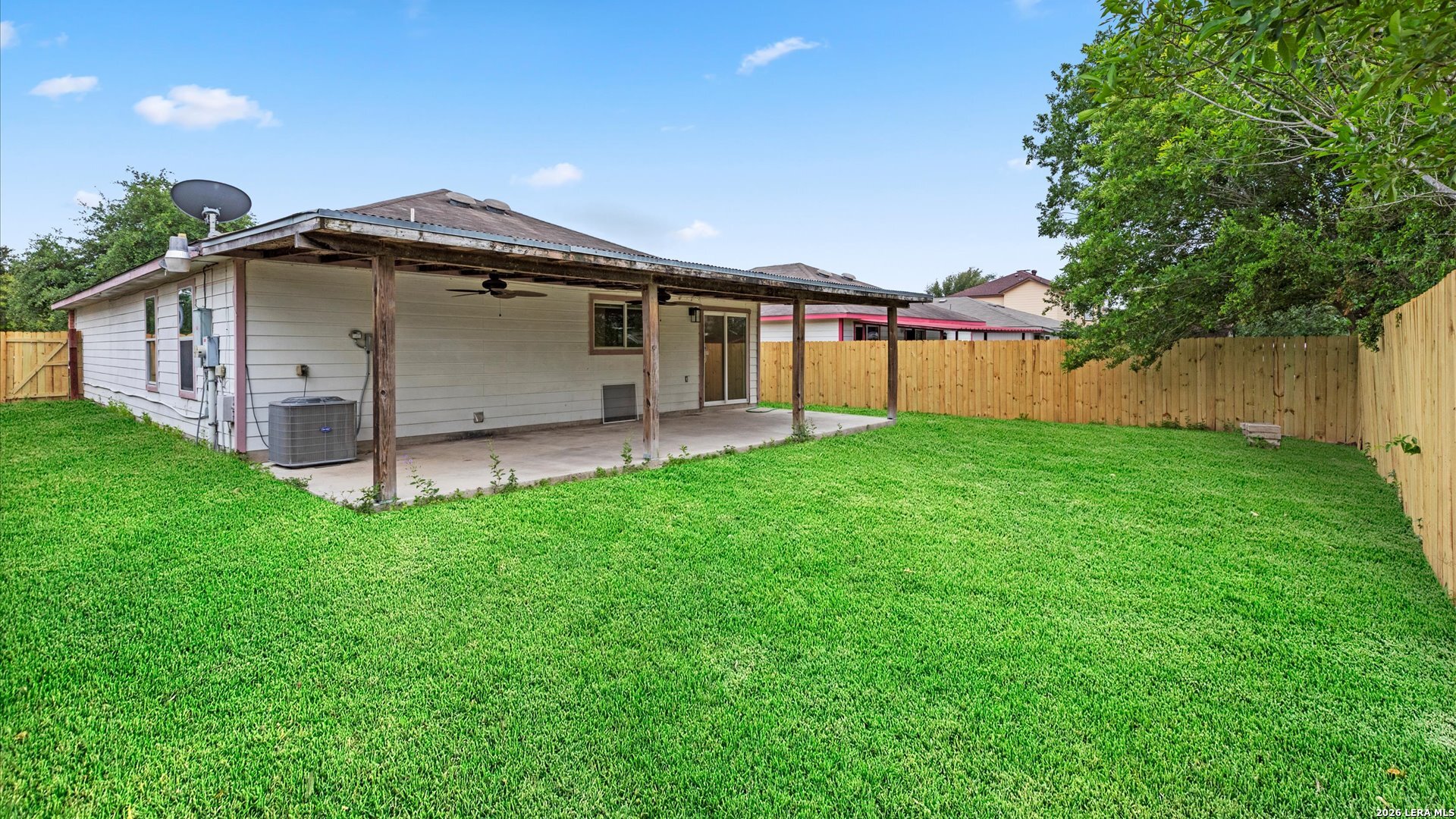 main property photo 15