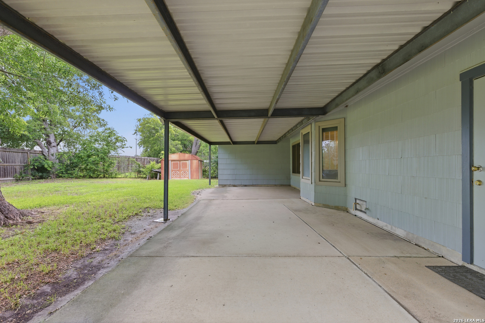 main property photo 22