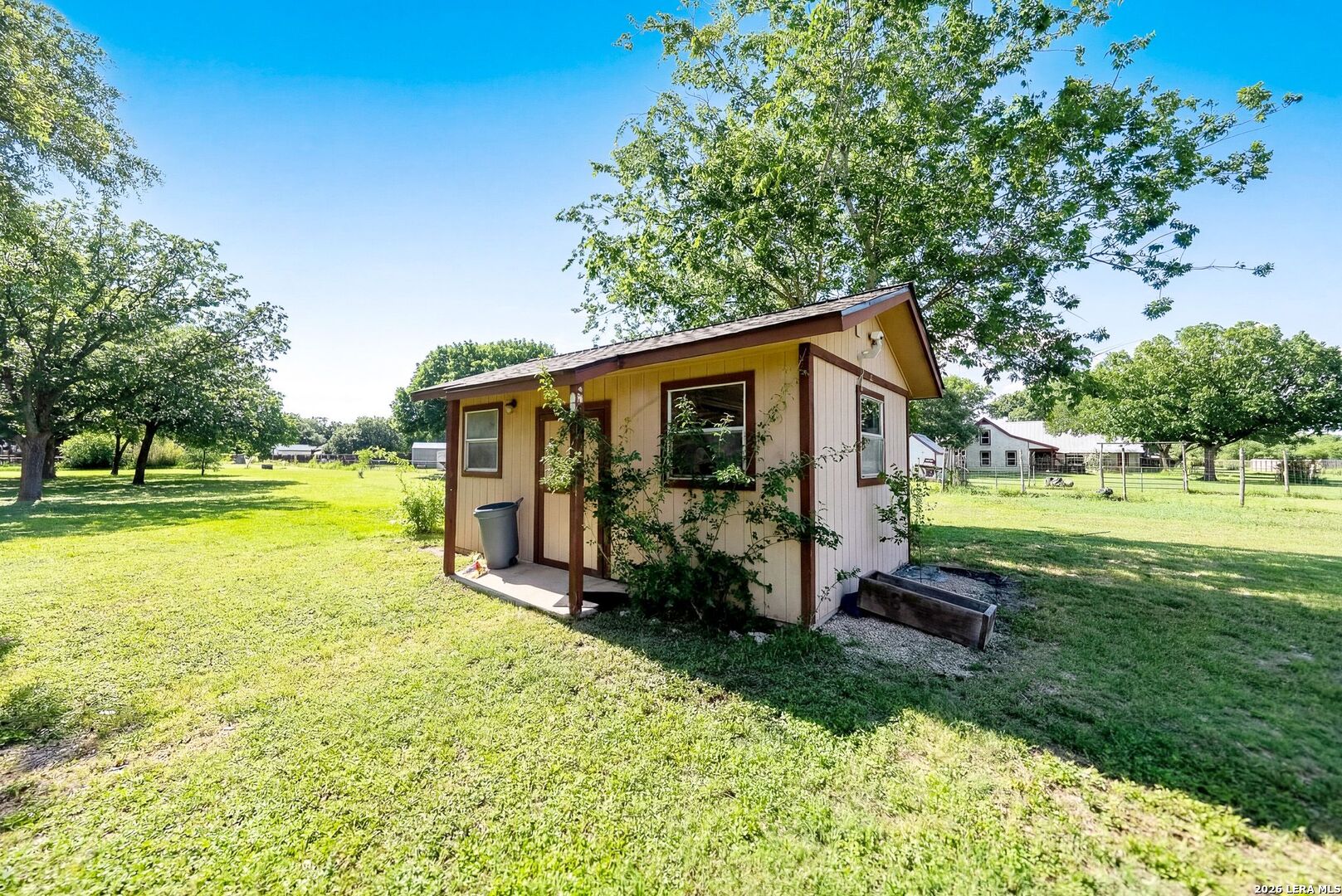 main property photo 43