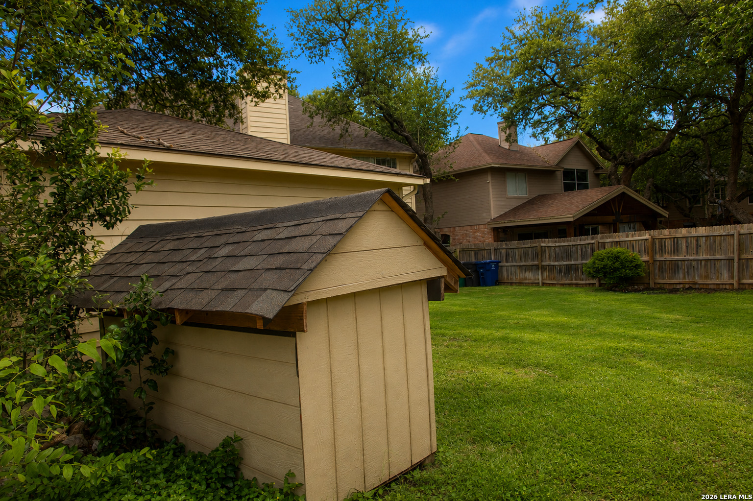 main property photo 20
