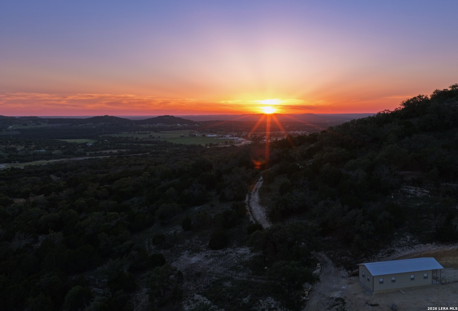main property photo 36