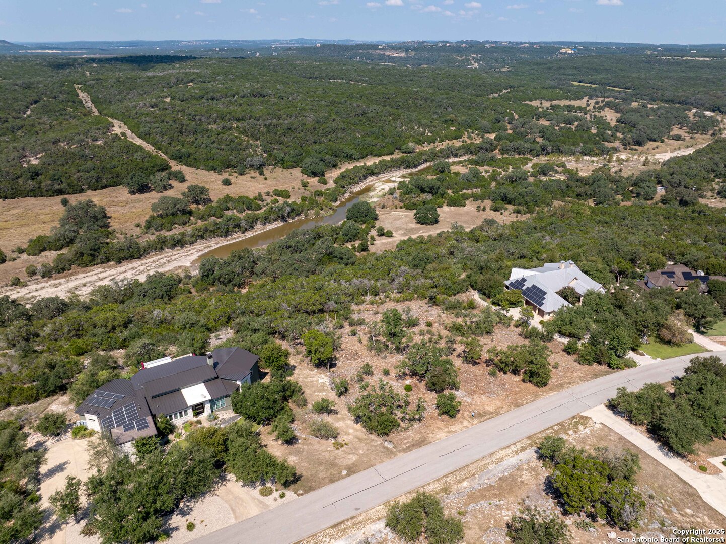 main property photo 21