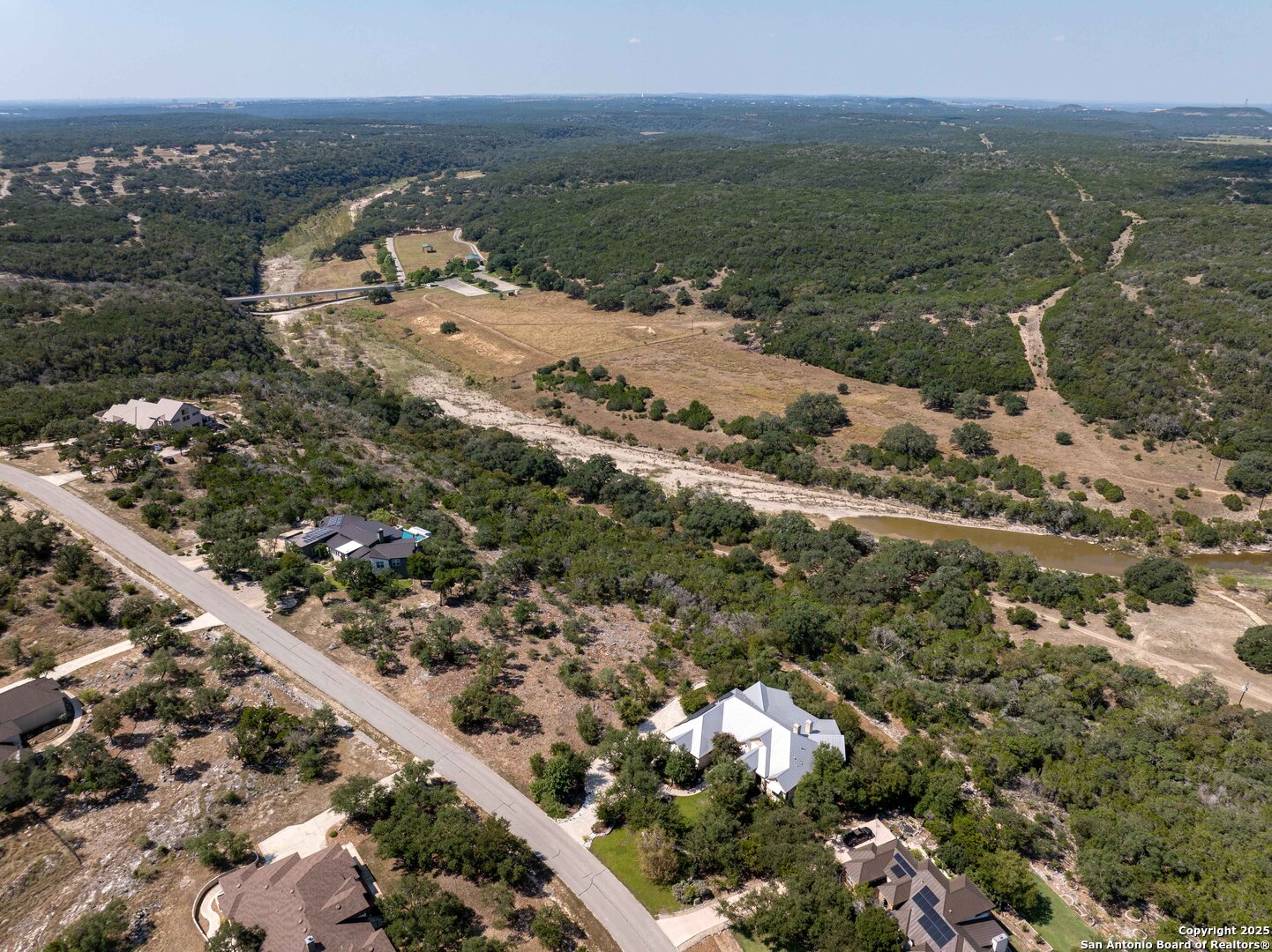 main property photo 34