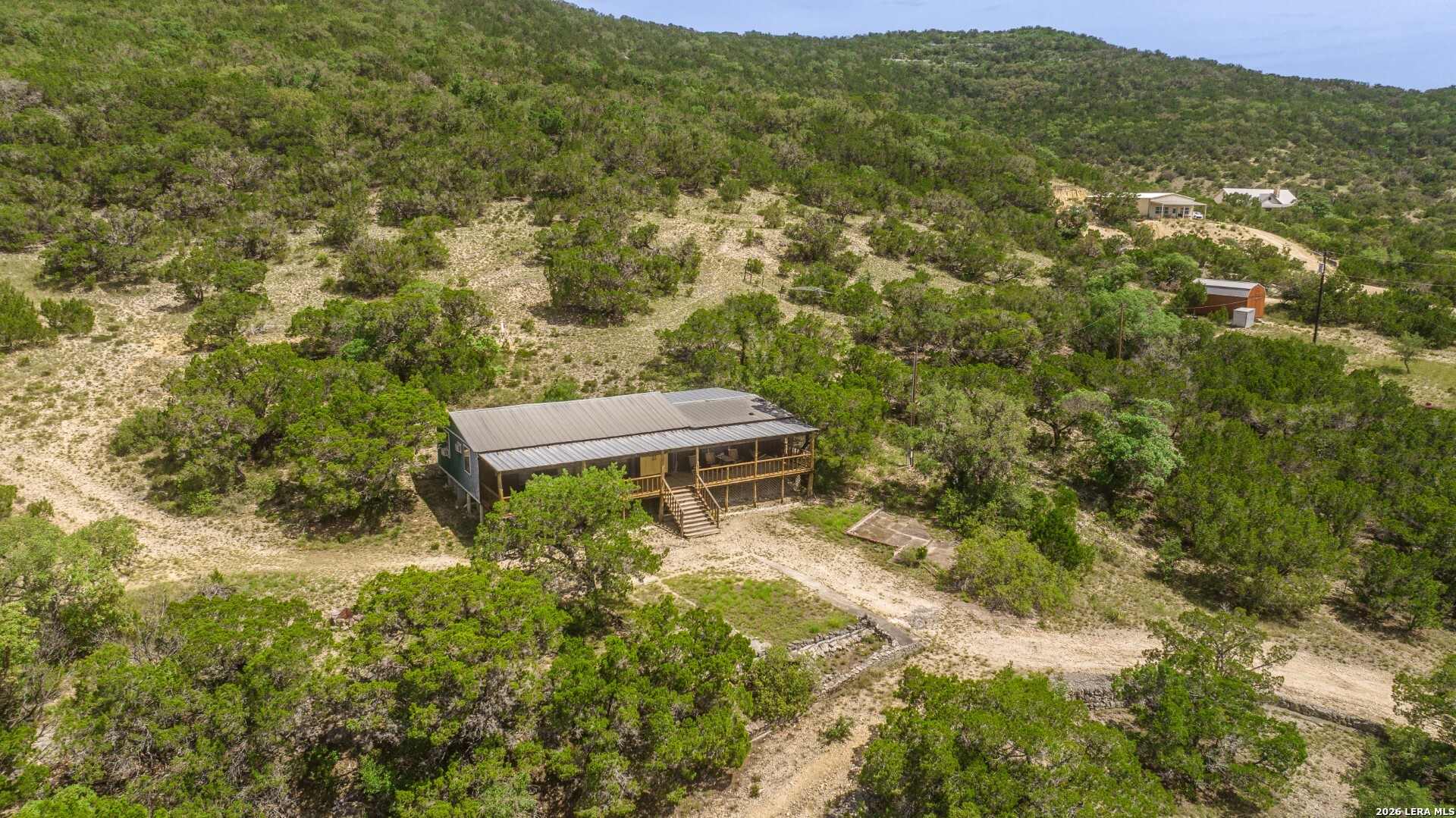 main property photo 18
