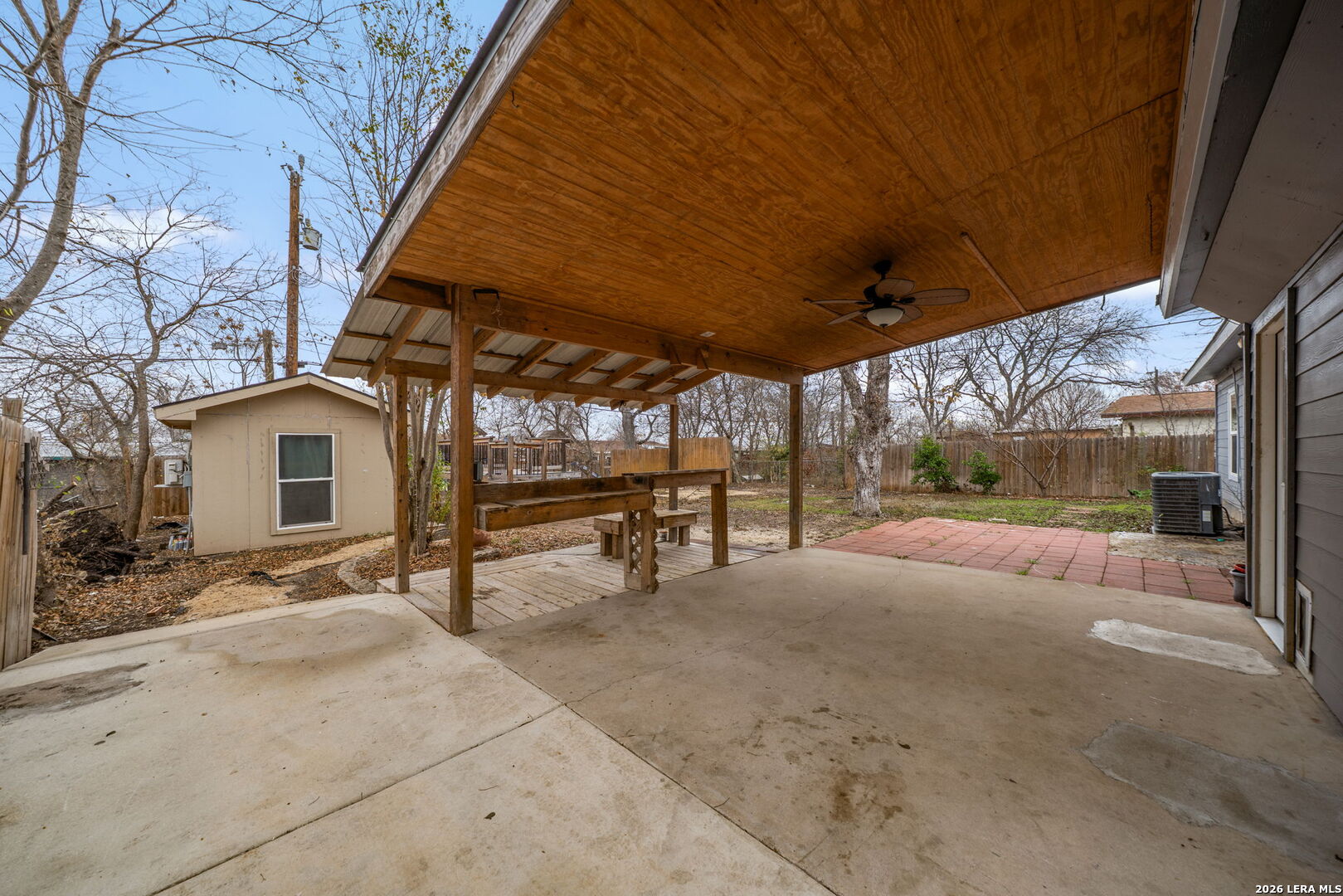 main property photo 23