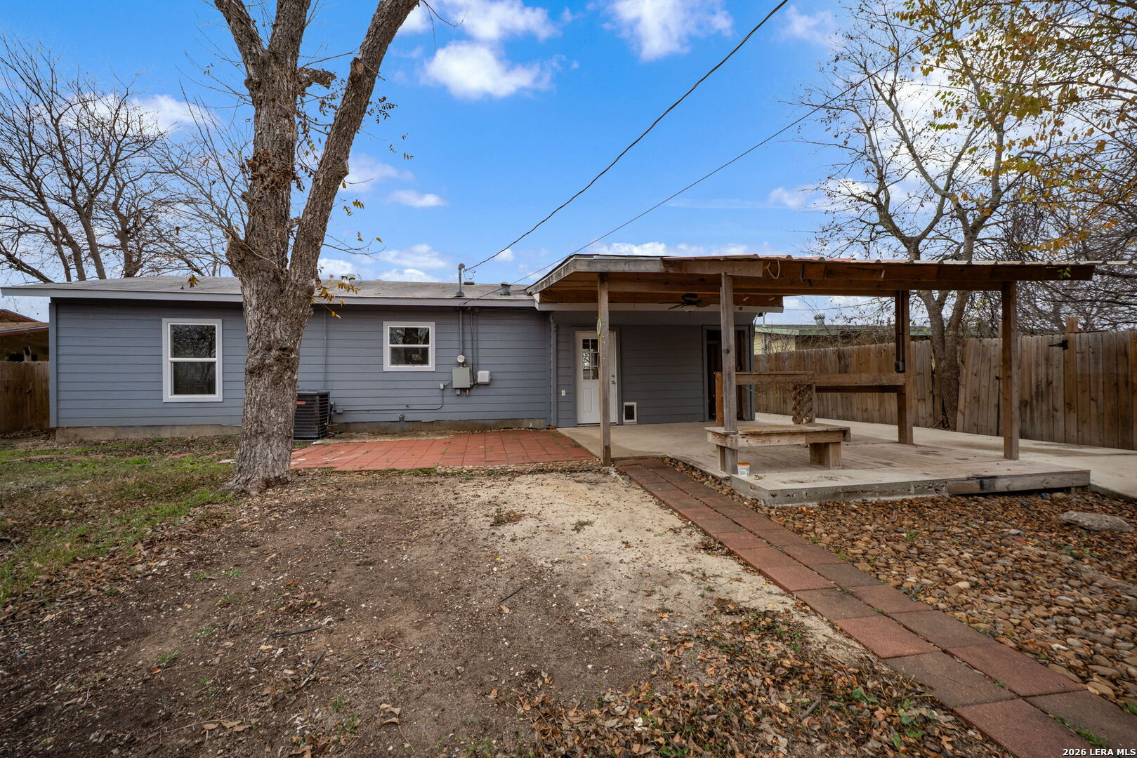 main property photo 27