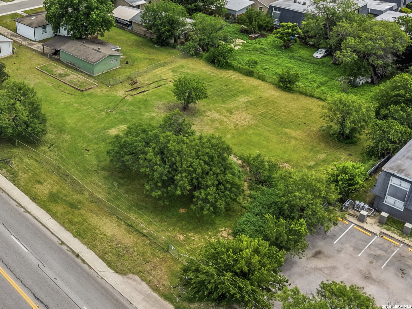 main property photo 26
