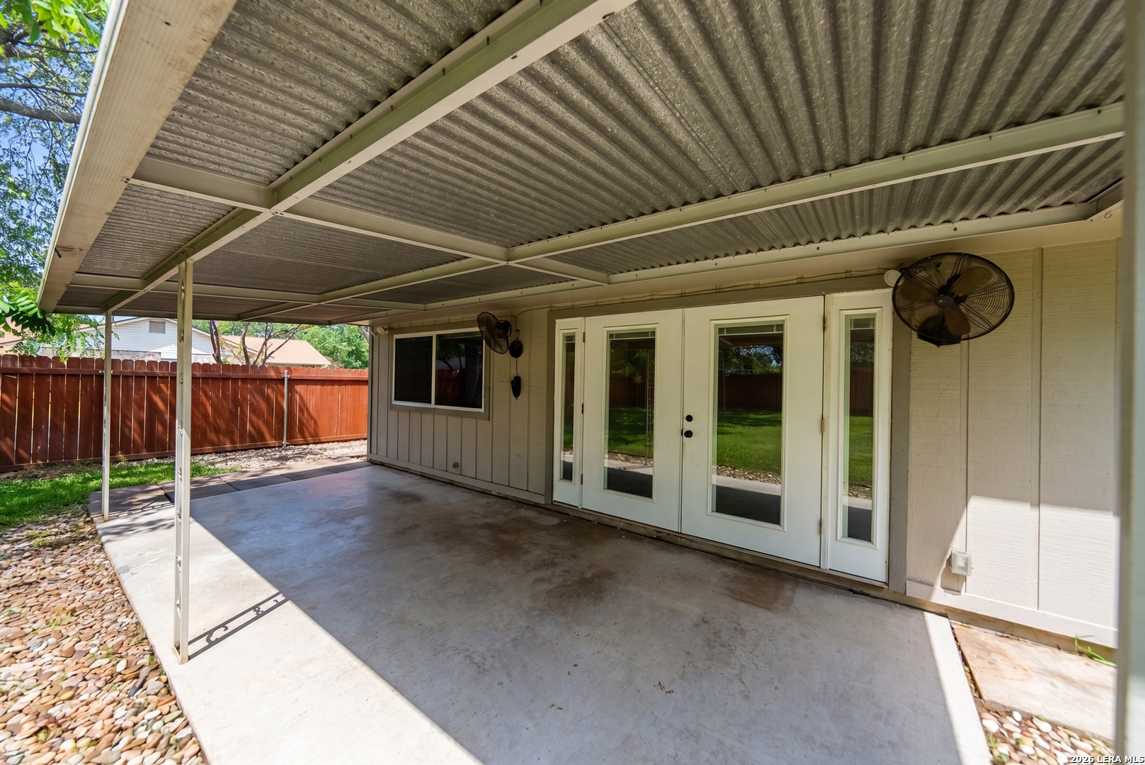 main property photo 26