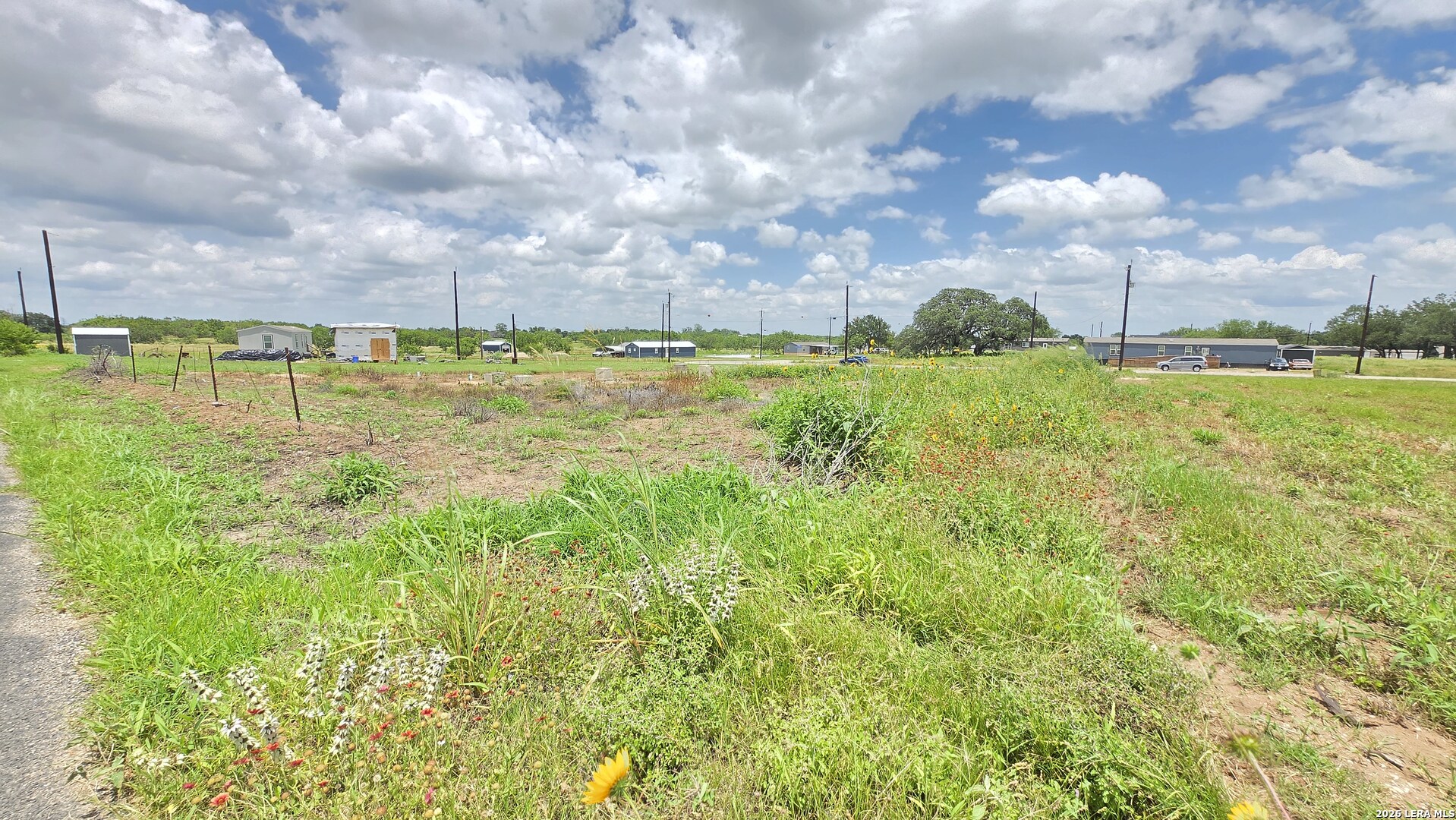 main property photo 6