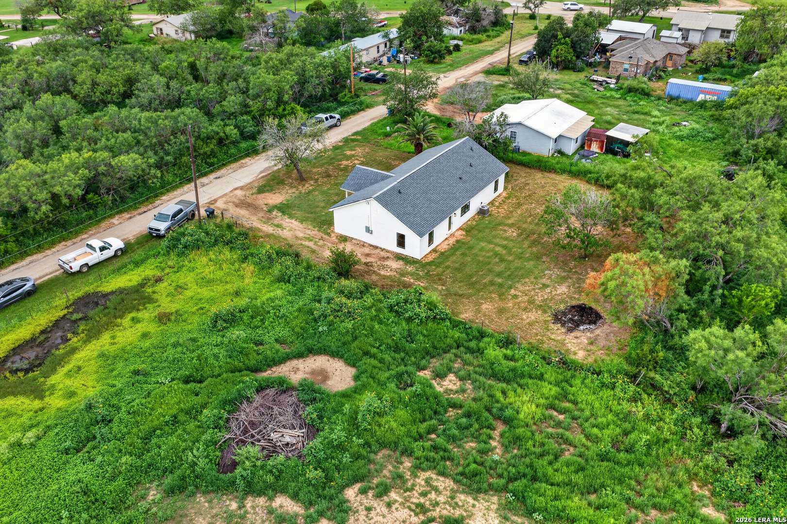 main property photo 22