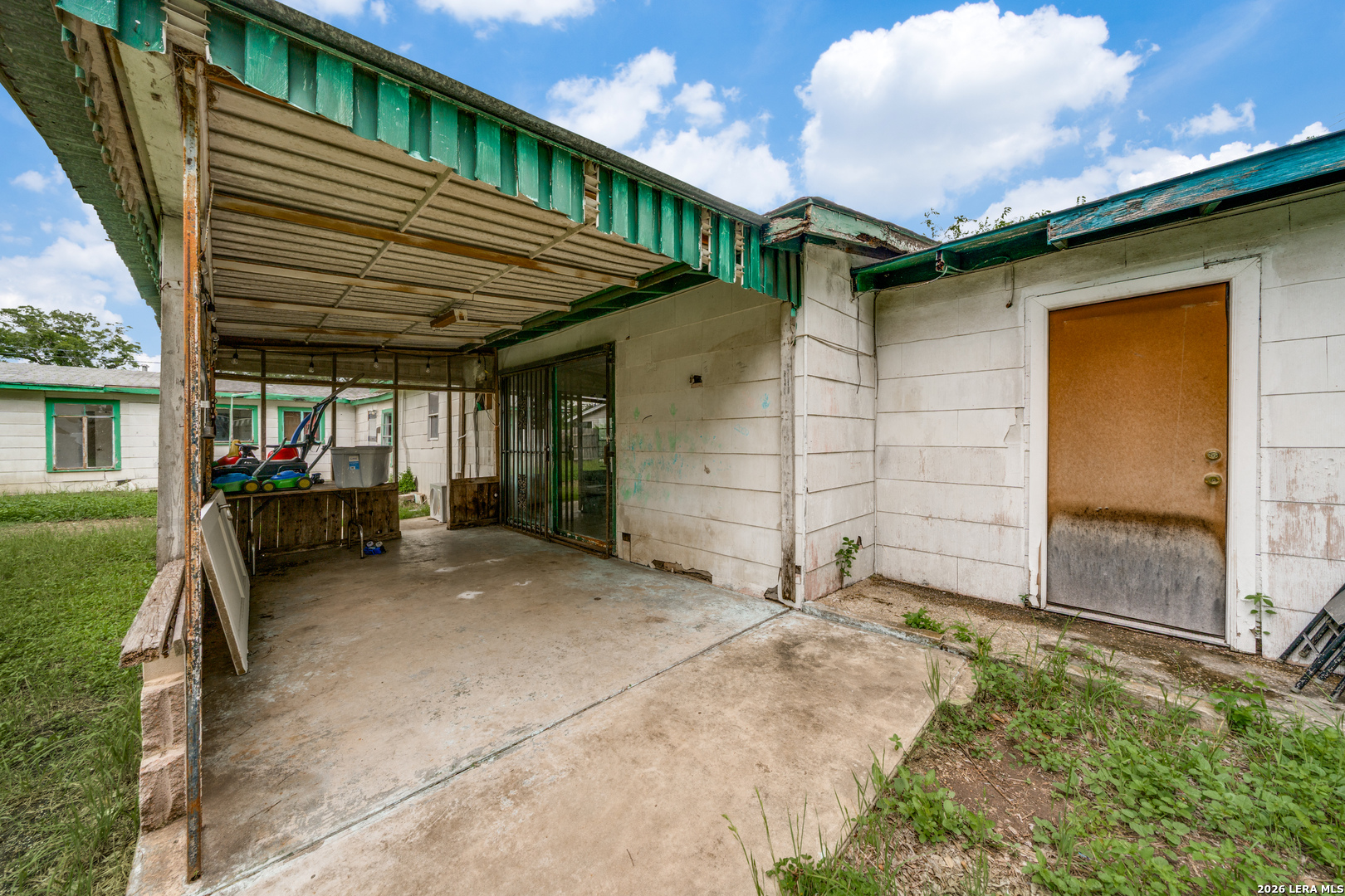 main property photo 21