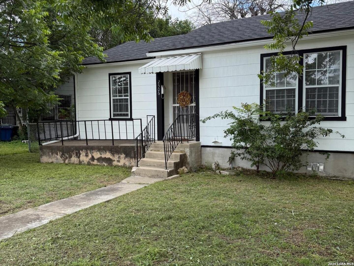 main property photo 2