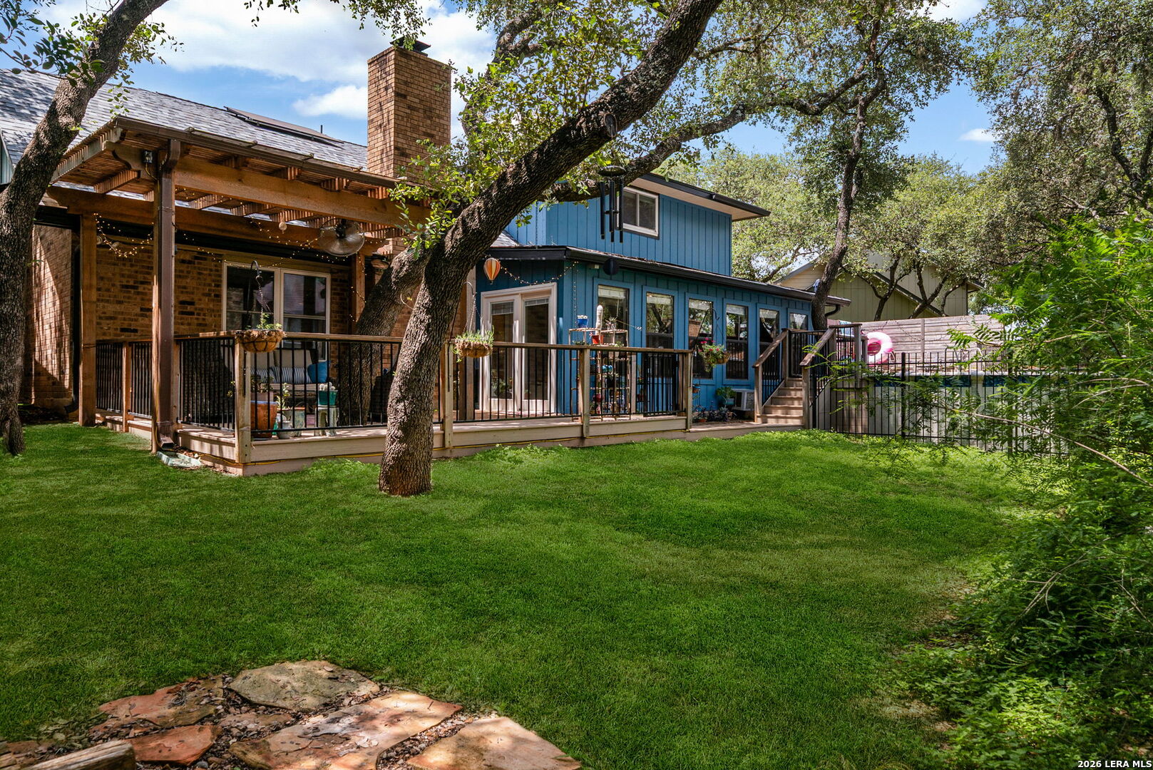 main property photo 37