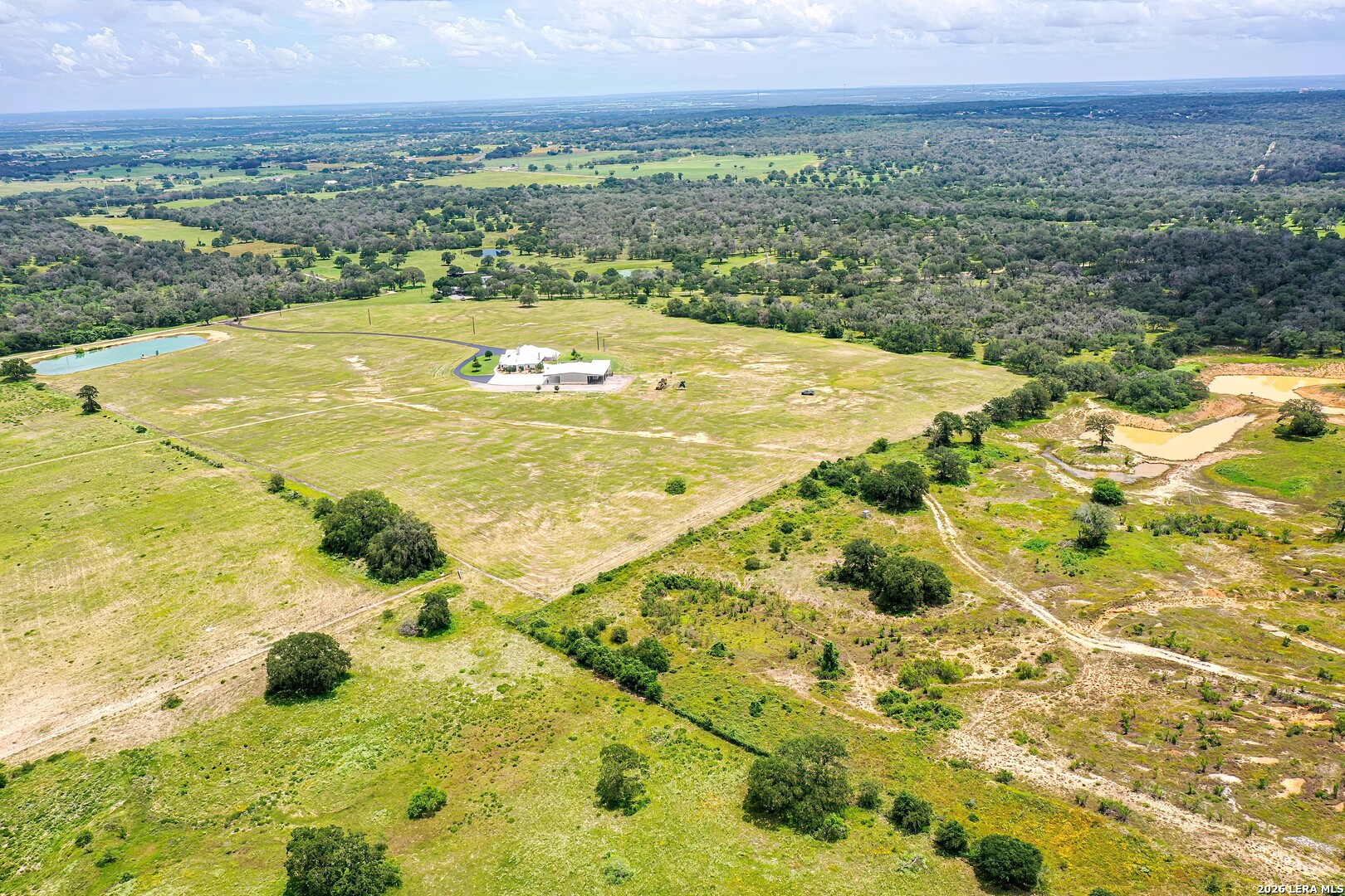 main property photo 50