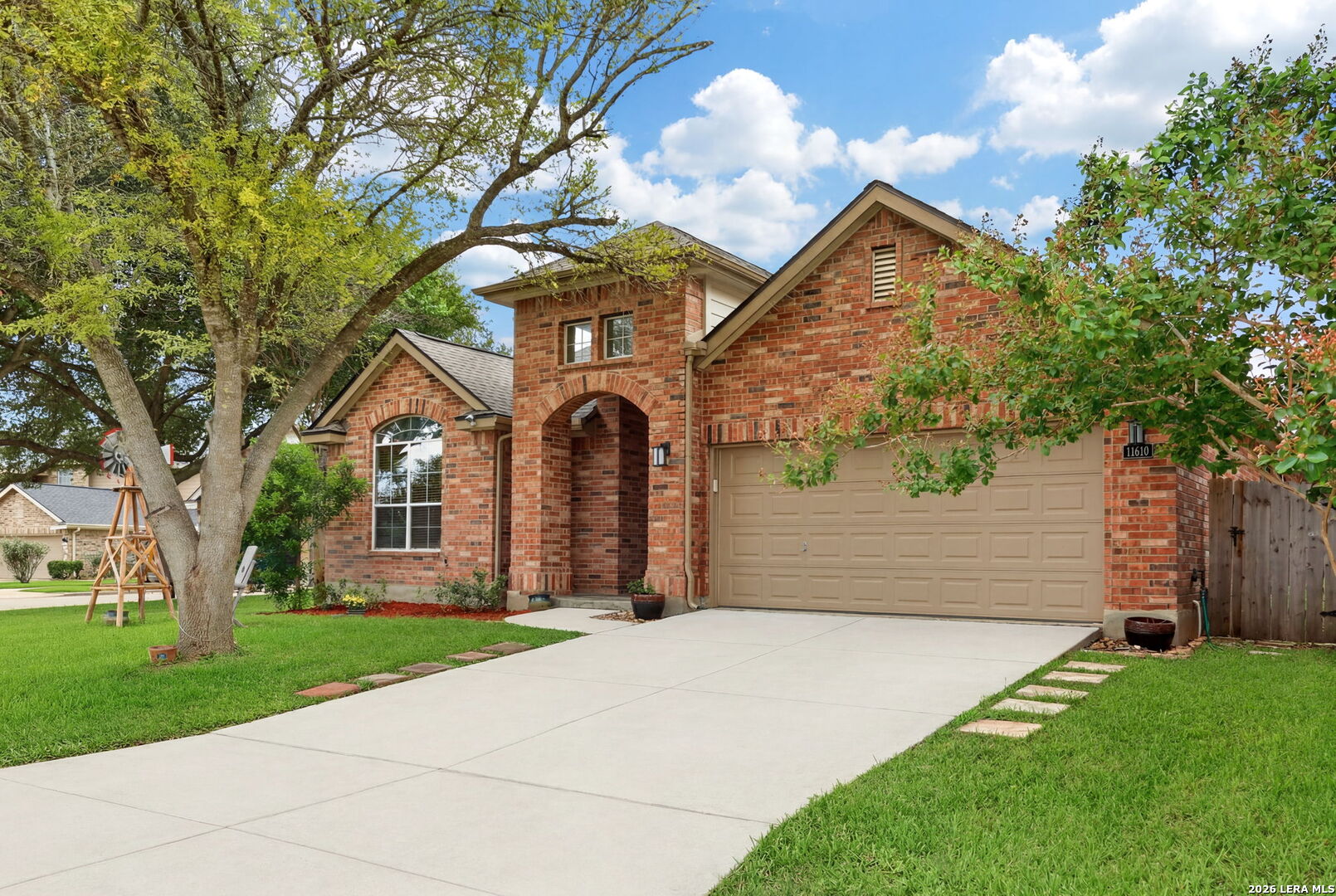 main property photo 4