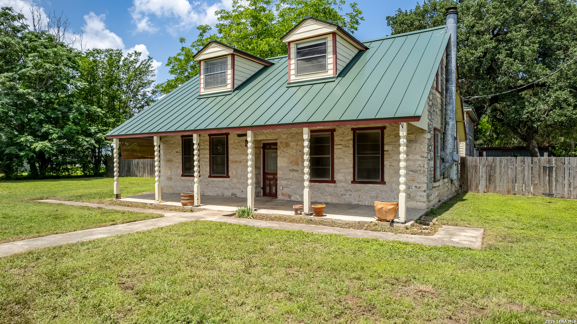 main property photo 2