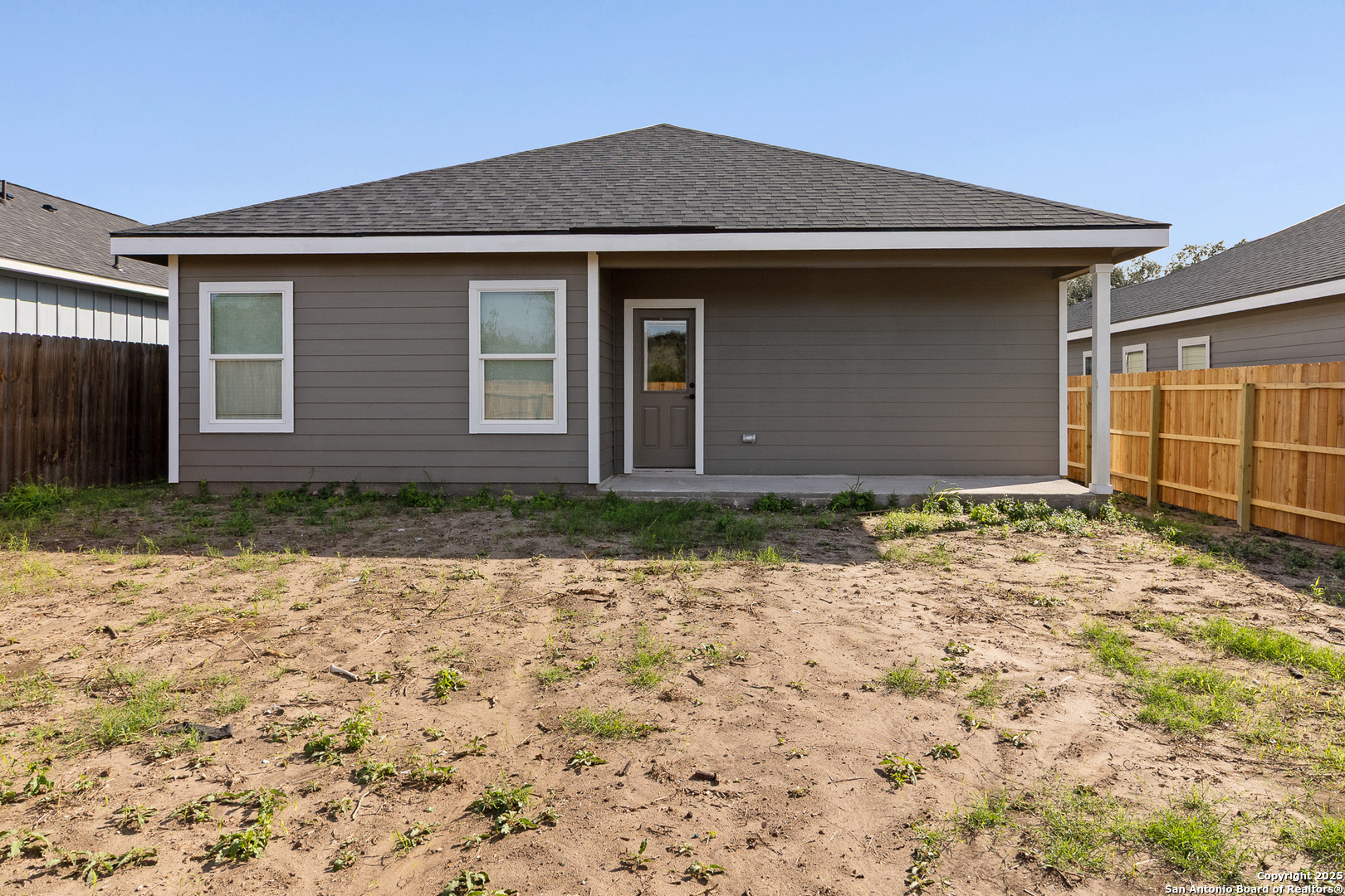 main property photo 24