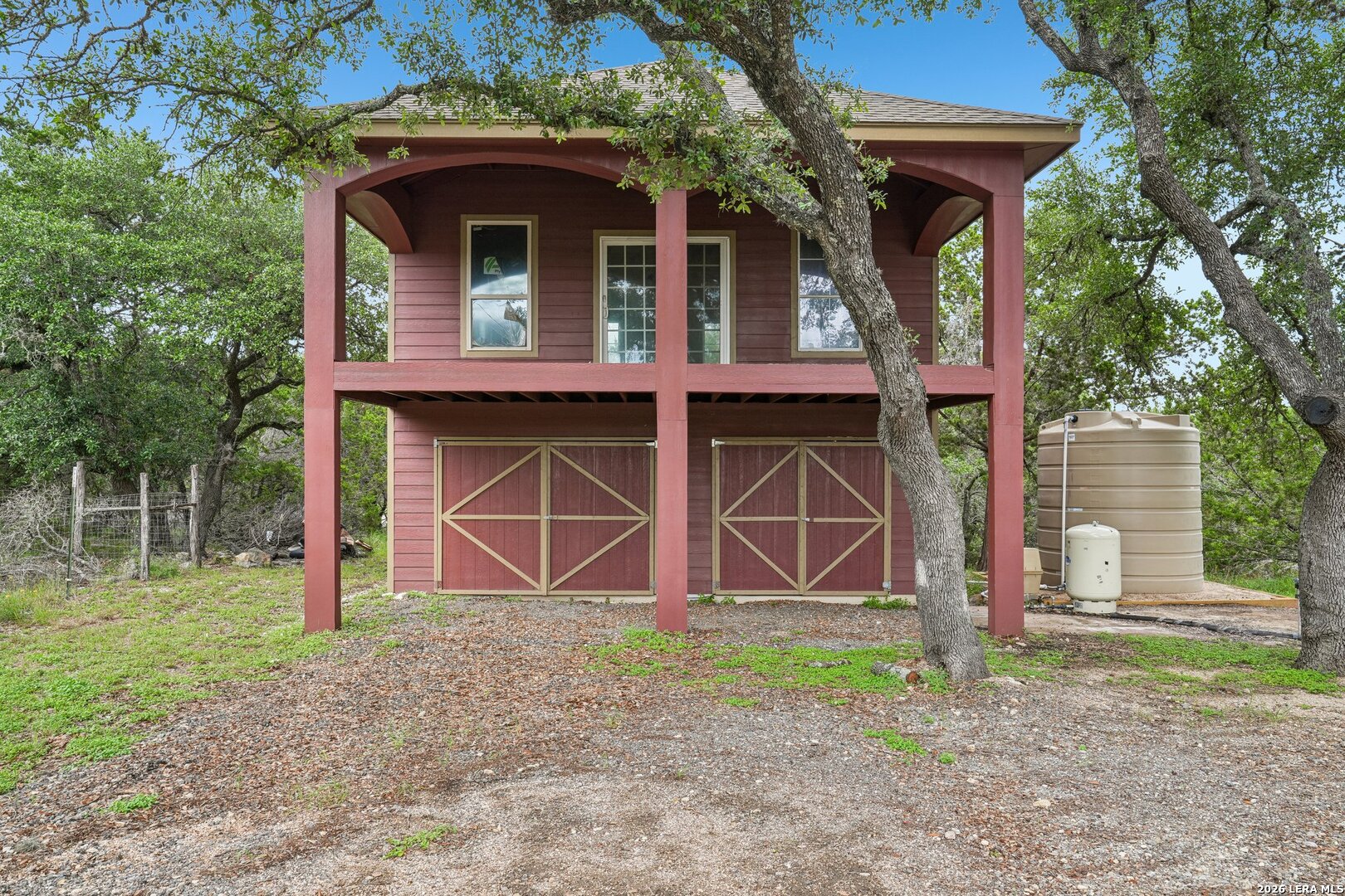 main property photo 50