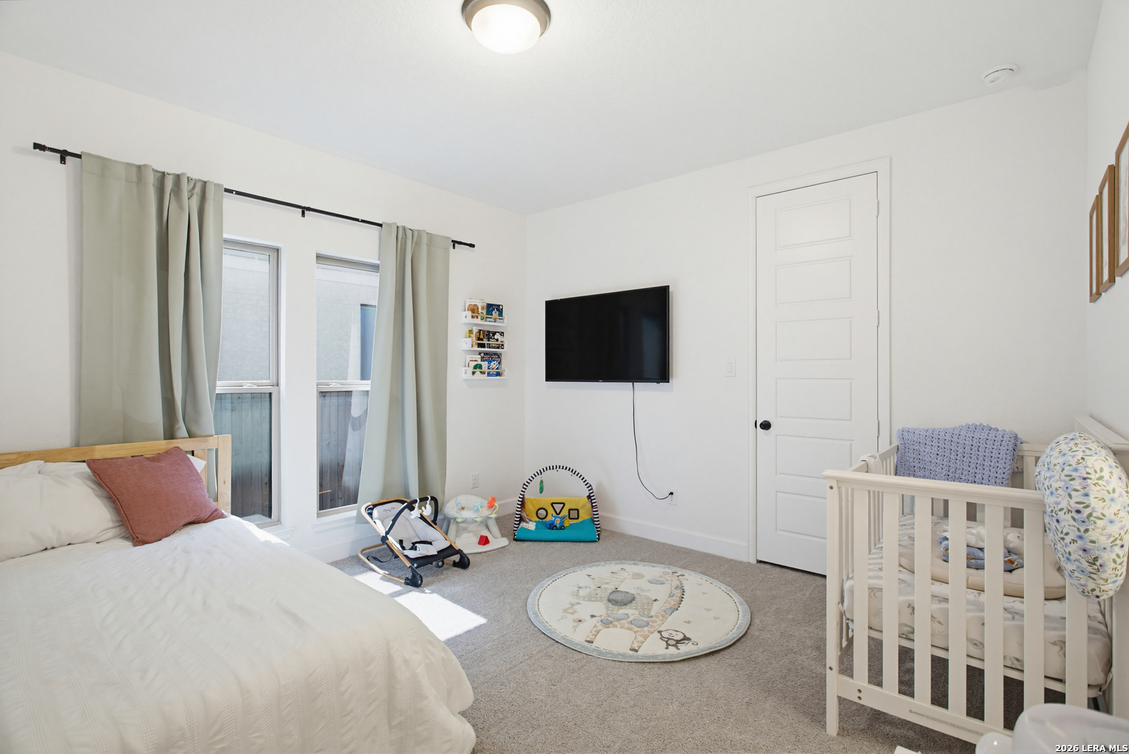 main property photo 11