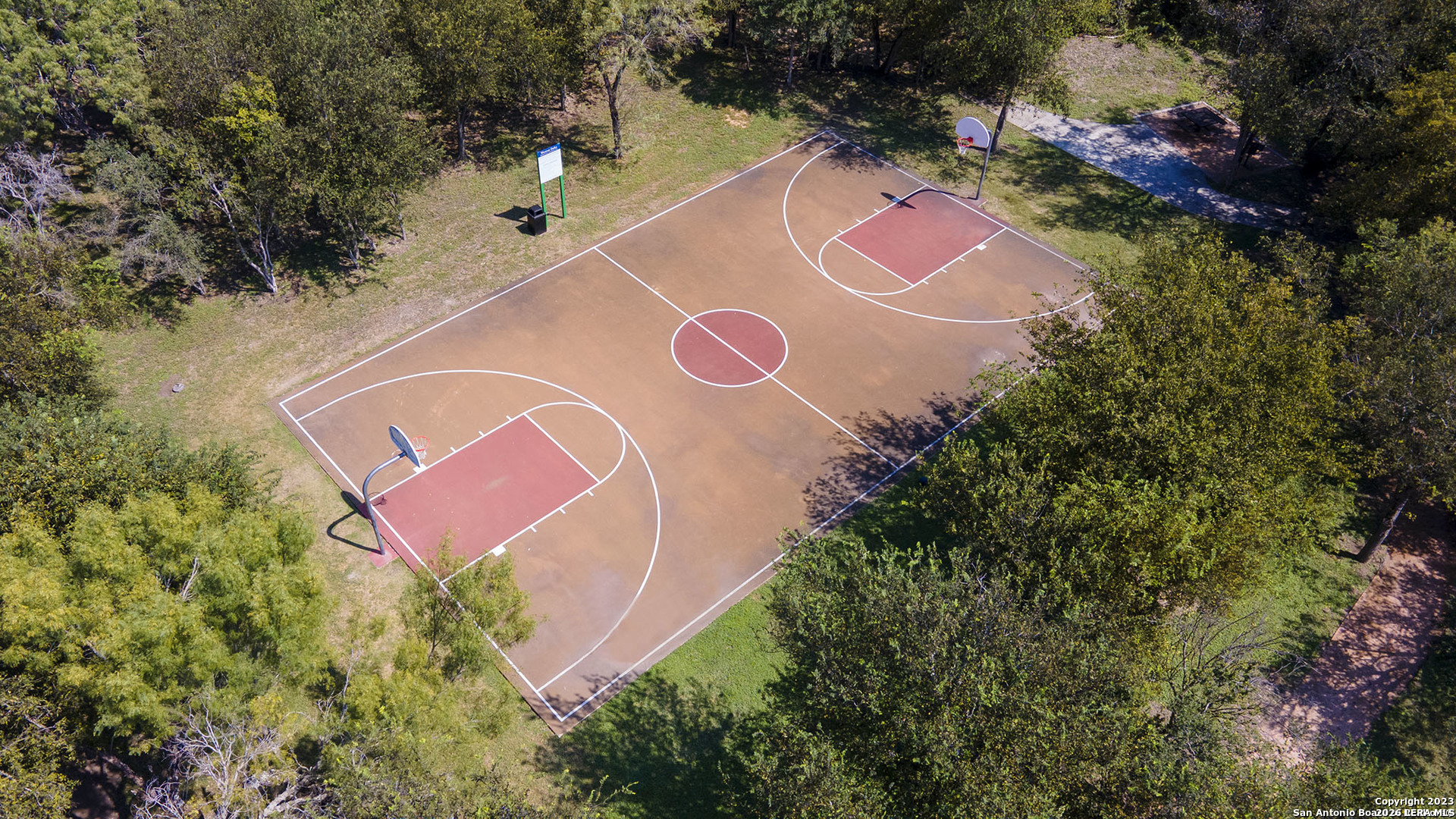 main property photo 39