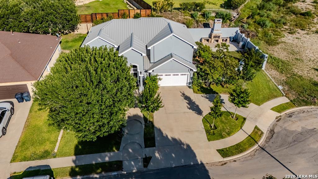 main property photo 38