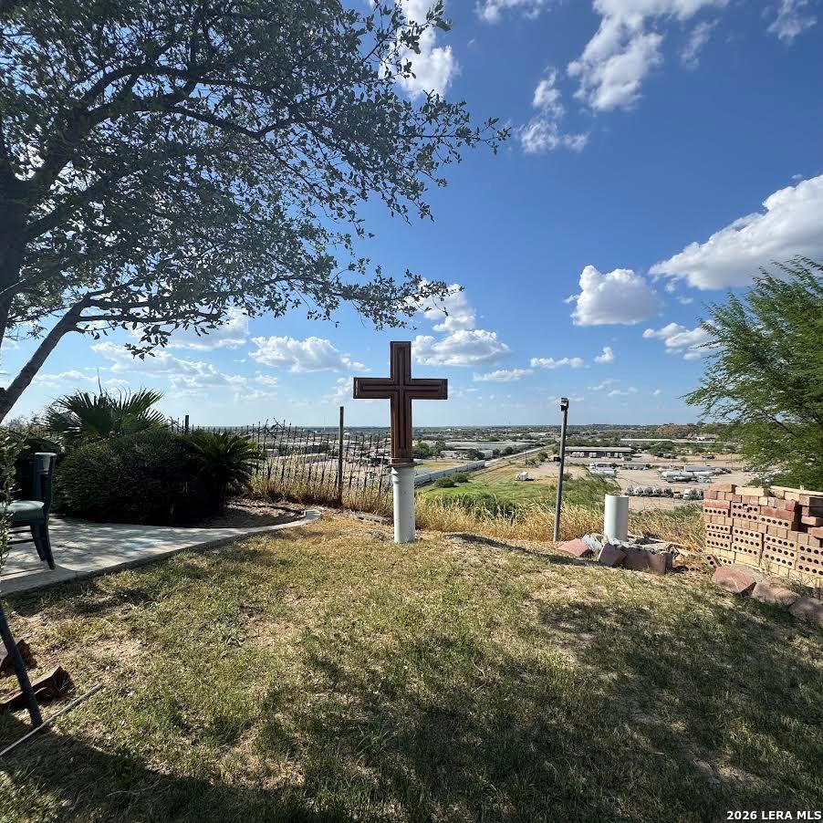 main property photo 4