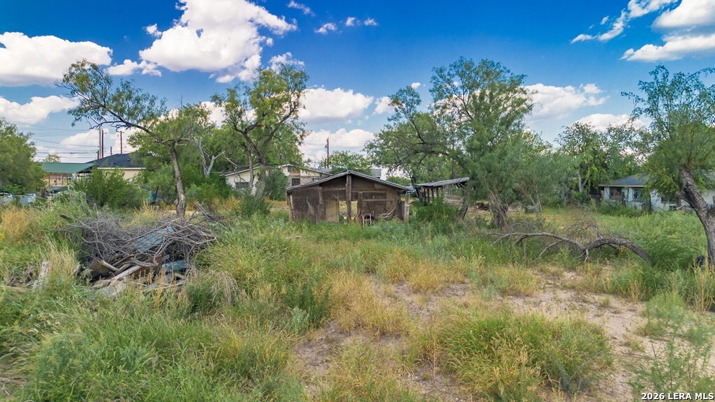 main property photo 9