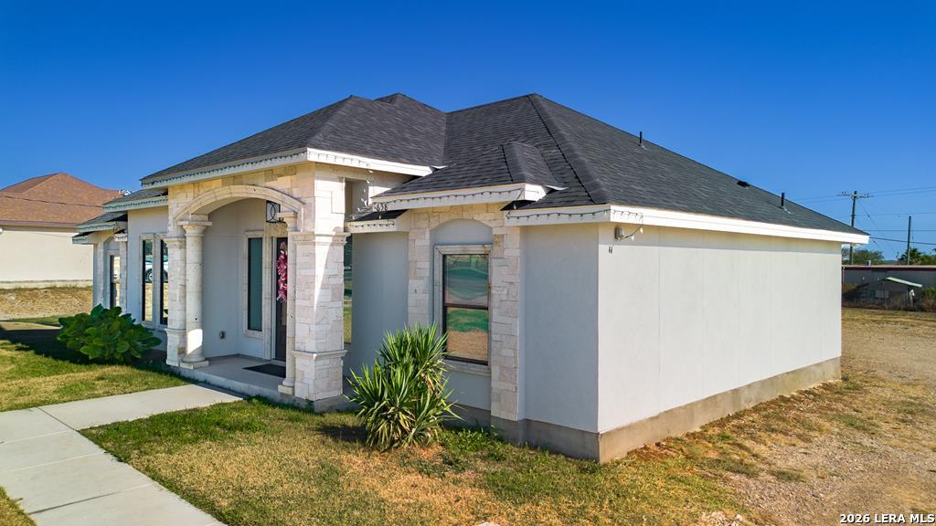 main property photo 35
