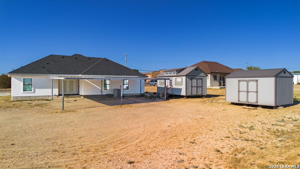 main property photo 39
