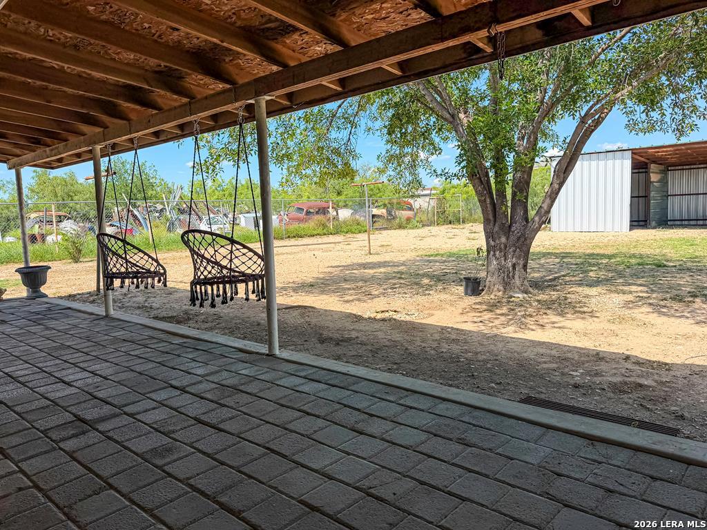 main property photo 34