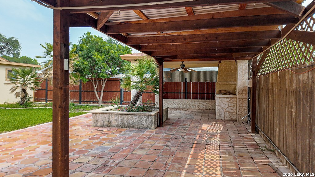 main property photo 34