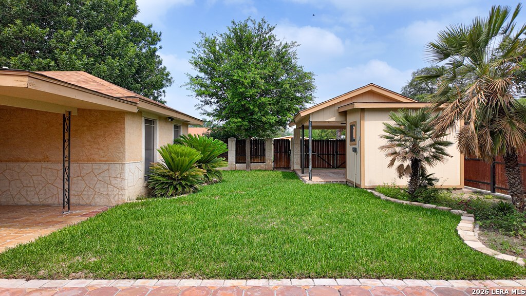 main property photo 39