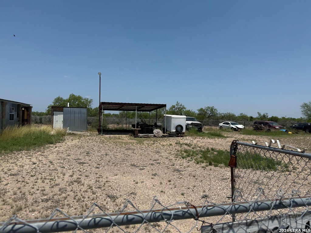 main property photo 3