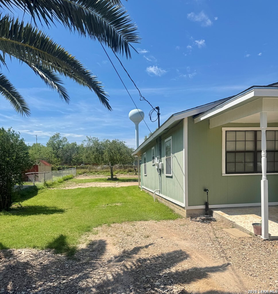 main property photo 3