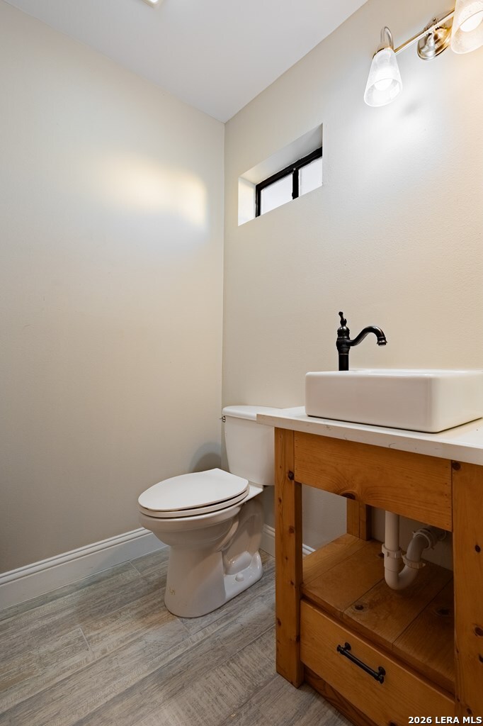 main property photo 45