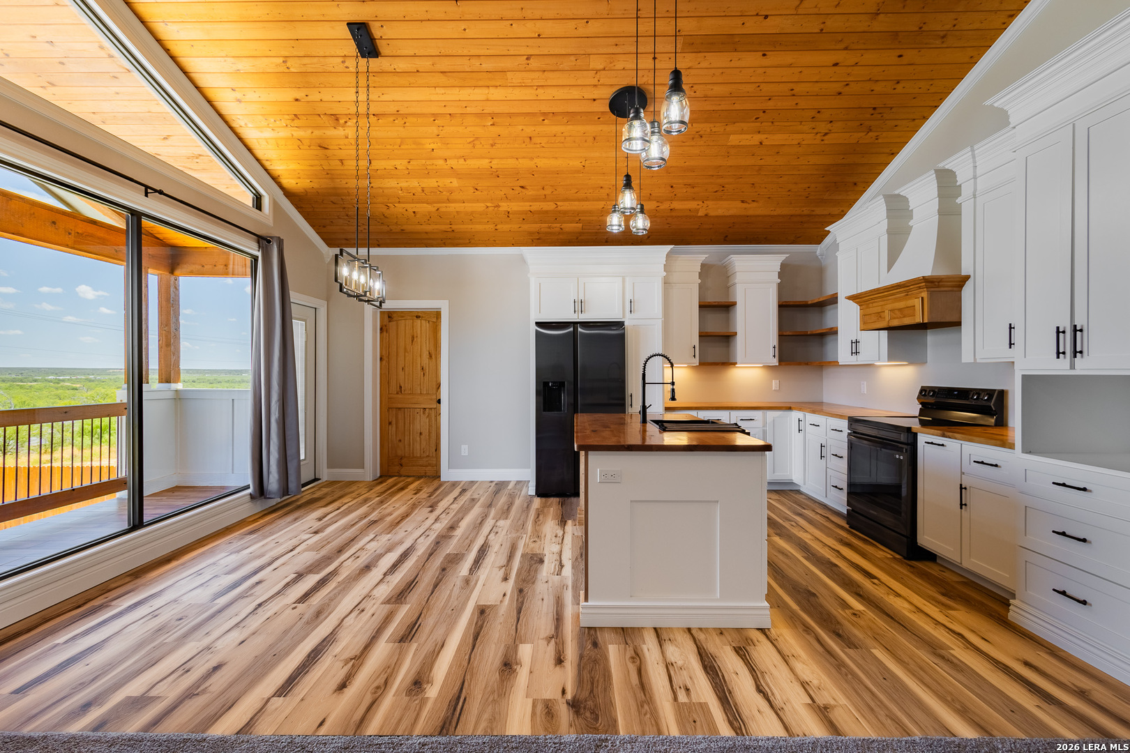 main property photo 87