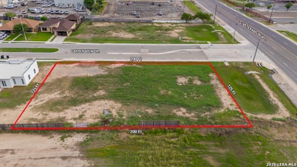 main property photo 9
