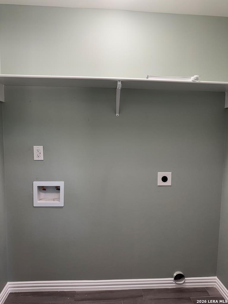 main property photo 8
