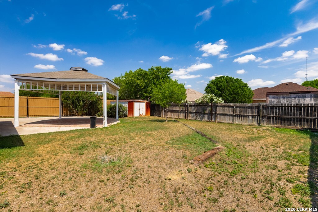 main property photo 31
